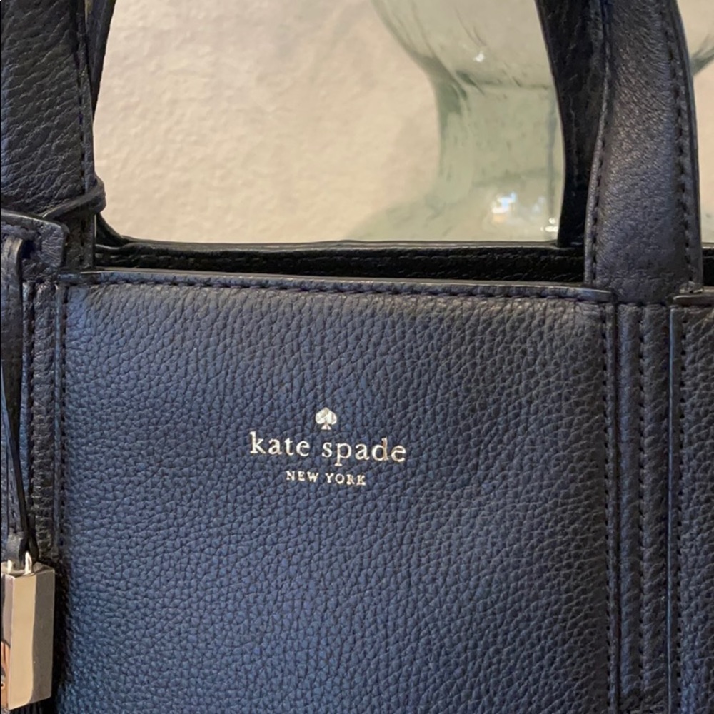 Kate Spade Purse - Picture 2 of 8